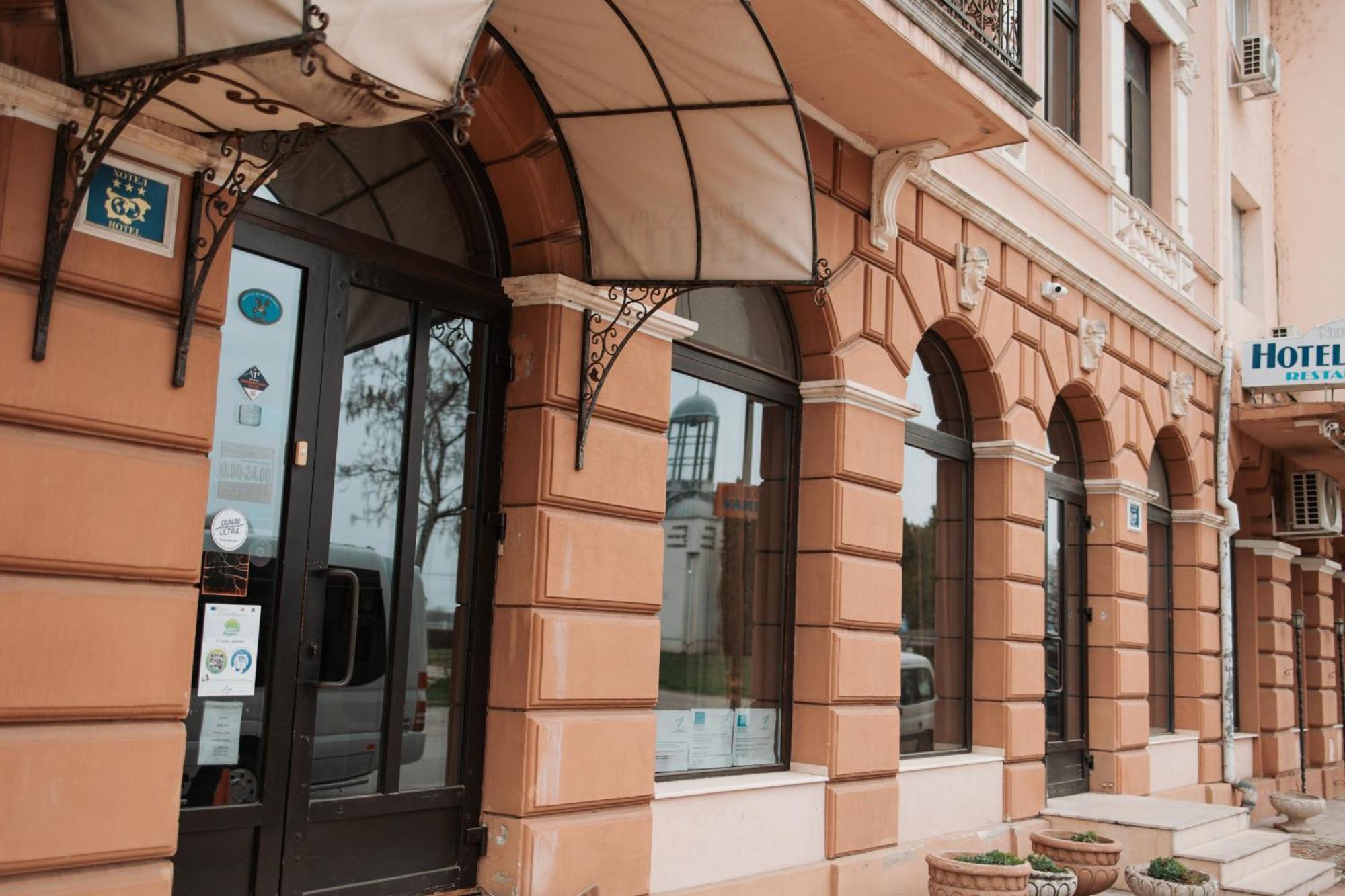 Hotel Neptun Видин Екстер'єр фото