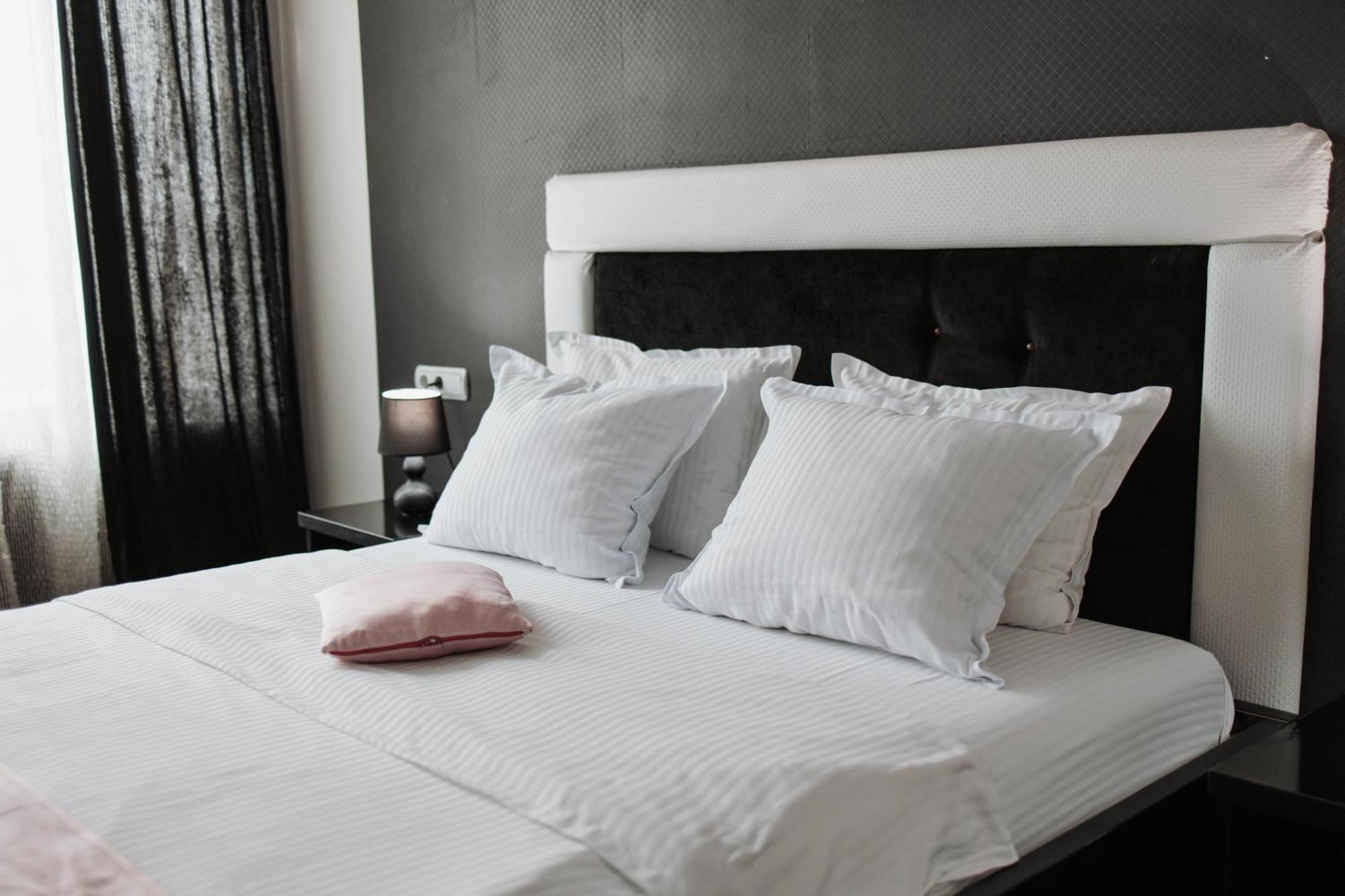 Hotel Neptun Видин Екстер'єр фото