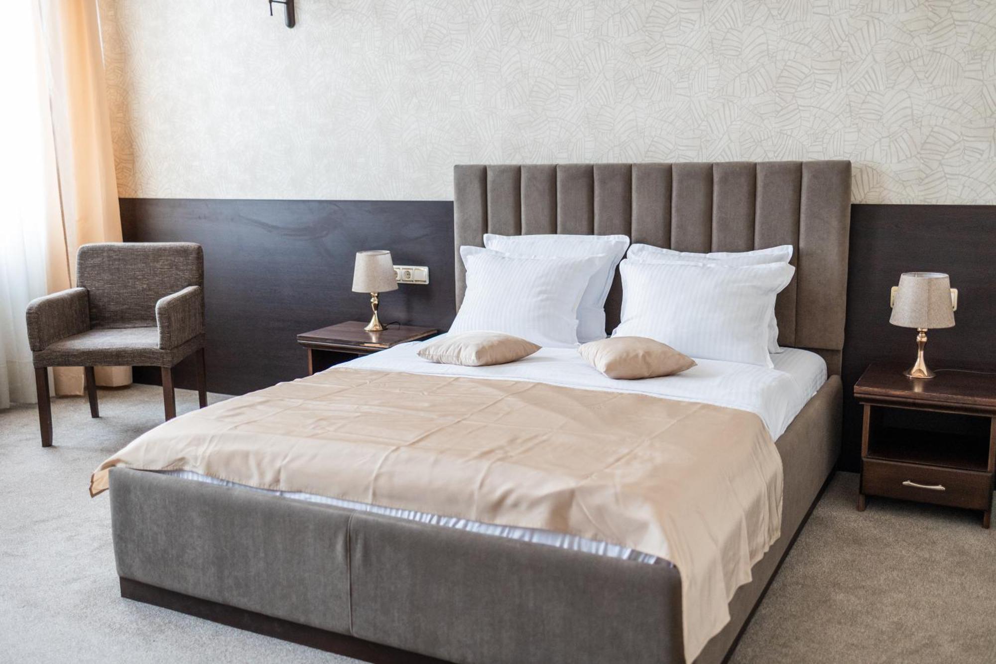 Hotel Neptun Видин Екстер'єр фото