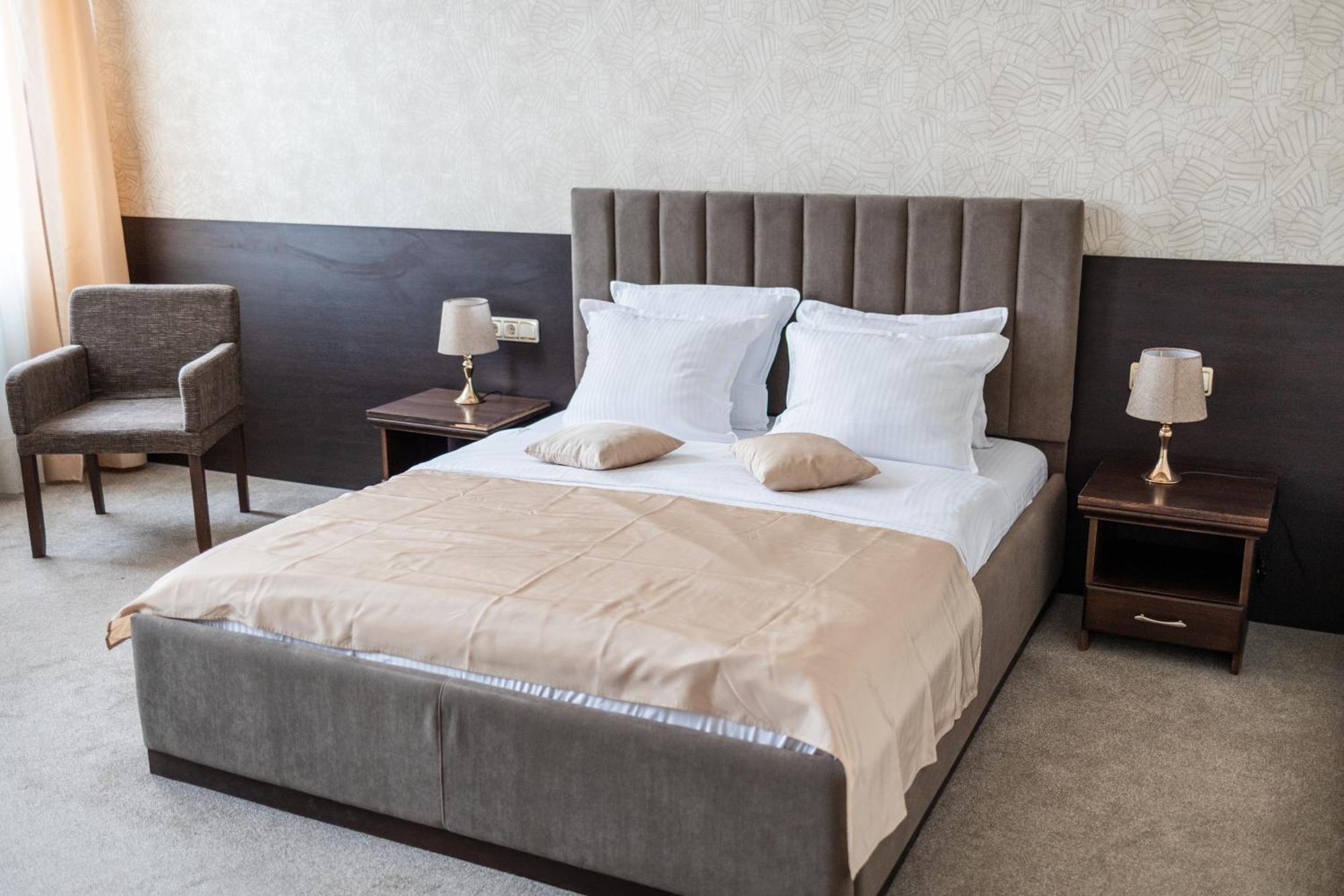 Hotel Neptun Видин Екстер'єр фото