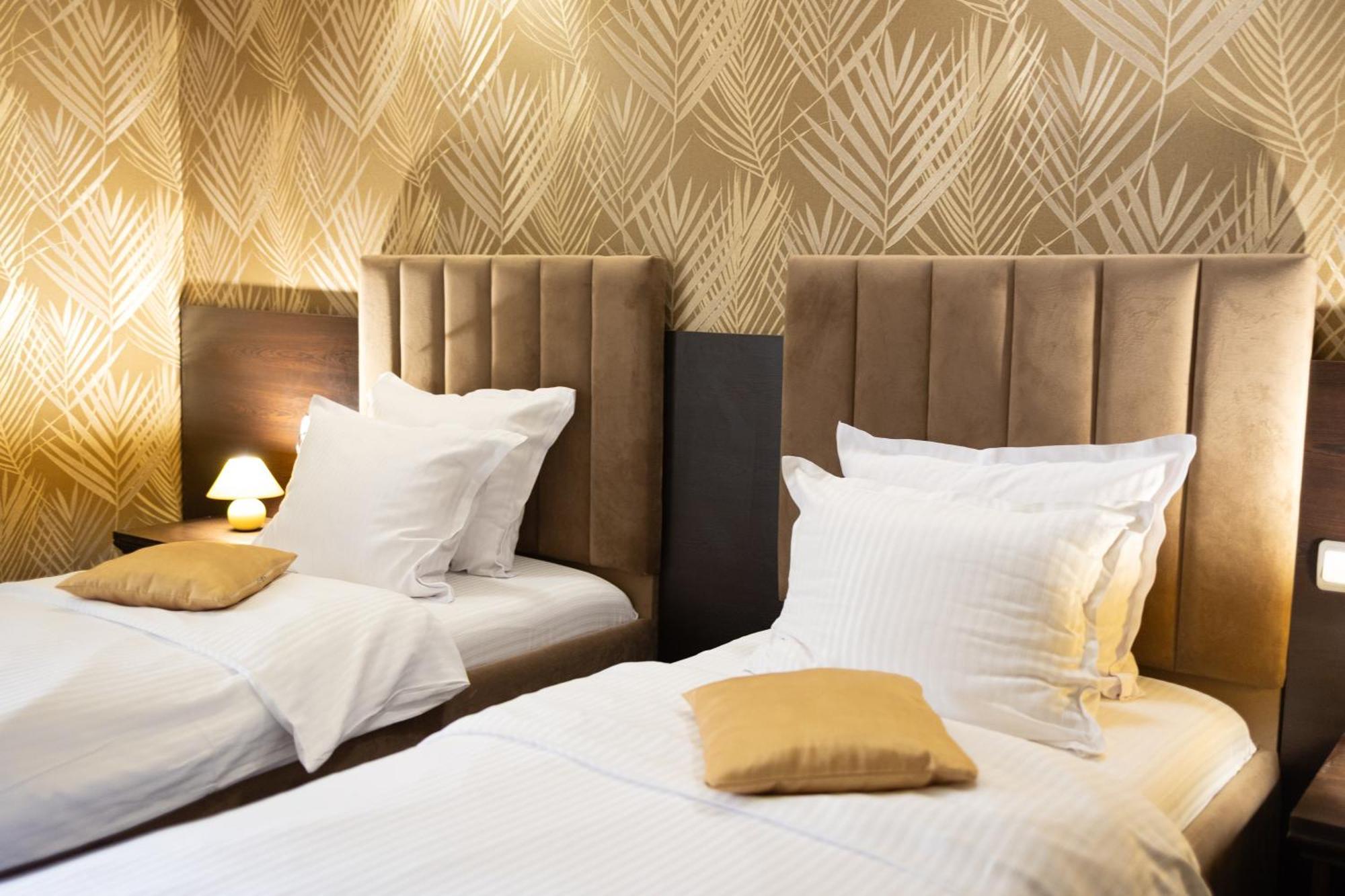 Hotel Neptun Видин Екстер'єр фото